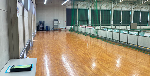 2階多目的スペース(階段上より撮影)